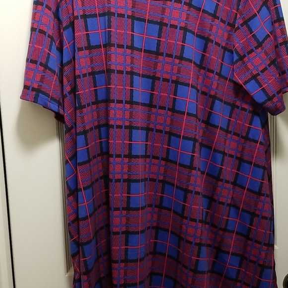 Lularoe Perfect T size 2xl - Picture 2 of 2